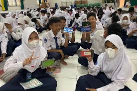 Perbandingan Pendidikan Negeri dan Swasta di Inggris: Mana yang Lebih Baik?